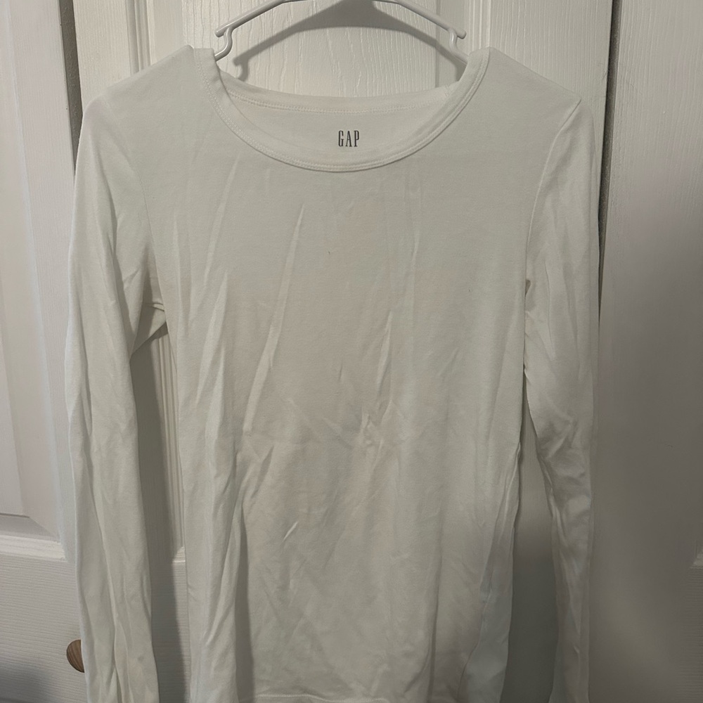 BUNDLE of three GAP favorite tee long sleeve - Picture 3 of 3